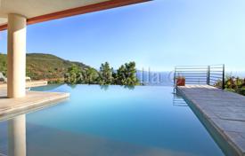 Villa – Théoule-sur-Mer, Côte d'Azur, Frankreich. 2 700 €  pro Woche