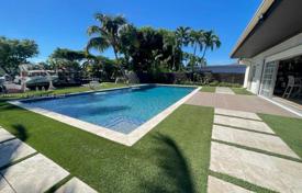Haus in der Stadt – Miami Beach, Florida, Vereinigte Staaten. $3 499 000