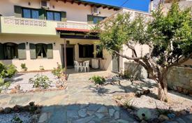 4-zimmer stadthaus 200 m² auf Kreta, Griechenland. 250 000 €