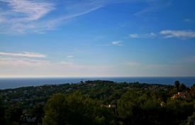 Grundstück in Moraira, Spanien. 500 000 €