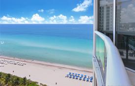 Wohnung – Collins Avenue, Miami, Florida,  Vereinigte Staaten. 825 000 €