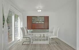 10-zimmer haus in der stadt in Scarborough, Kanada. C$1 802 000