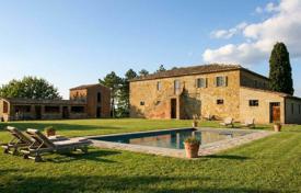 1-zimmer villa 630 m² in Siena, Italien. 987 000 €