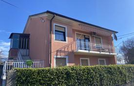 5-zimmer haus in der stadt 150 m² in Rijeka, Kroatien. 450 000 €