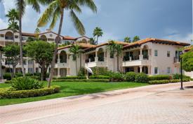 Wohnung – Fisher Island Drive, Miami Beach, Florida,  Vereinigte Staaten. $1 895 000