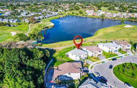 Haus in der Stadt – Tamarac, Broward, Florida,  Vereinigte Staaten. $1 149 000