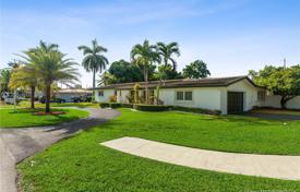 Villa – Miami, Florida, Vereinigte Staaten. $1 220 000