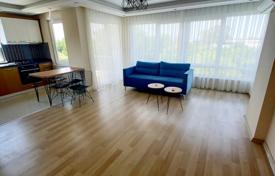 Wohnung 130 m² in Konyaalti, Türkei. 12 216 000 TRY