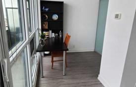 2-zimmer wohnung in Lake Shore Boulevard West, Kanada. C$870 000