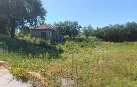 Grundstück in Dolni Chiflik, Bulgarien. 34 000 €