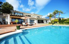 Villa – Nueva Andalucia, Marbella, Andalusien,  Spanien. 9 000 €  pro Woche