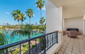 Wohnung – Fisher Island Drive, Miami Beach, Florida,  Vereinigte Staaten. 1 113 000 €