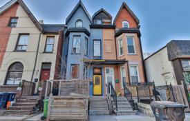 Stadthaus – Gerrard Street East, Toronto, Ontario,  Kanada. C$1 454 000