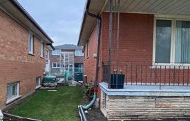 4-zimmer haus in der stadt in North York, Kanada. C$1 695 000