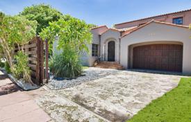 Einfamilienhaus – Pine Tree Drive, Miami Beach, Florida,  Vereinigte Staaten. $2 250 000