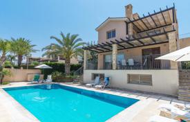 10-zimmer villa 285 m² in Poli Crysochous, Zypern. 825 000 €