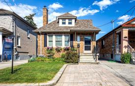 3-zimmer haus in der stadt in York, Kanada. C$1 056 000