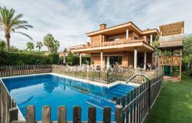 Villa – Sant Pol de Mar, Katalonien, Spanien. 820 000 €