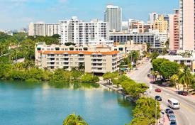 Wohnung – Miami Beach, Florida, Vereinigte Staaten. $2 875 000