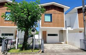 3-zimmer haus in der stadt 242 m² in Ko Kaeo, Thailand. $202 000