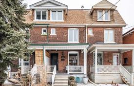 Stadthaus – Concord Avenue, Old Toronto, Toronto,  Ontario,   Kanada. C$1 501 000