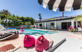Haus in der Stadt – Palm Springs, Kalifornien, Vereinigte Staaten. 2 840 €  pro Woche