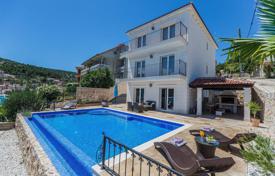 Einfamilienhaus – Trogir, Split-Dalmatia County, Kroatien. 950 000 €