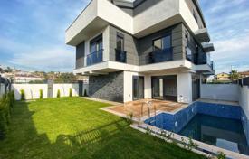 4-zimmer villa 240 m² in Kundu, Türkei. $712 000