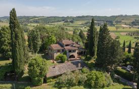 17-zimmer landgut 825 m² in Cetona, Italien. 1 780 000 €
