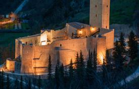 Schloss – Foligno, Umbria, Italien. 6 200 €  pro Woche