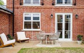 5-zimmer einfamilienhaus 160 m² in London, Vereinigtes Königreich. Price on request