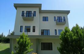 7-zimmer villa 600 m² in Büyükçekmece, Türkei. $644 000