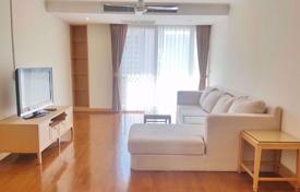 3-zimmer appartements in eigentumswohnungen in Khlong Toei, Thailand. $3 700  pro Woche