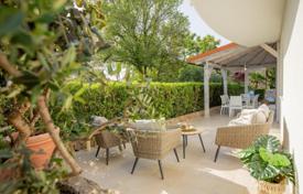 6-zimmer einfamilienhaus 200 m² in Primorje-Gorski Kotar County, Kroatien. 890 000 €