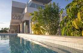 4-zimmer villa 244 m² in Benidorm, Spanien. 850 000 €
