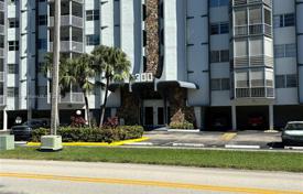 Eigentumswohnung – Hallandale Beach, Florida, Vereinigte Staaten. $260 000