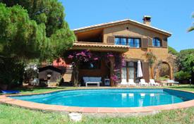 Villa 150 m² in Lloret de Mar, Spanien. 3 300 €  pro Woche