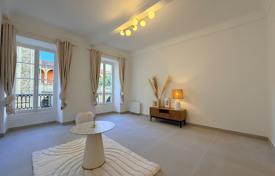 1-zimmer wohnung 42 m² in Nizza, Frankreich. 250 000 €