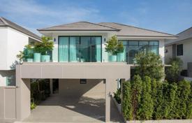 5-zimmer villa 345 m² in Pattaya, Thailand. $373 000