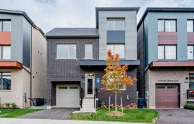 9-zimmer haus in der stadt in Scarborough, Kanada. C$1 909 000