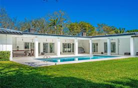 4-zimmer haus in der stadt 406 m² in Miami, Vereinigte Staaten. $2 875 000
