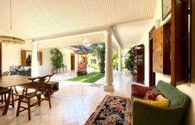 Villa – Jalan Umalas, Kerobokan Kelod, North Kuta,  Badung,   Indonesien. $595 000