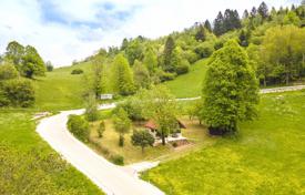2-zimmer einfamilienhaus 6050 m² in Tolmin, Slowenien. 369 000 €