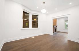 3-zimmer stadthaus in Old Toronto, Kanada. C$2 425 000