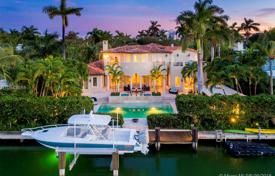8-zimmer villa 926 m² in Miami Beach, Vereinigte Staaten. $15 900 000