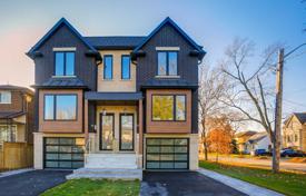 3-zimmer stadthaus in Etobicoke, Kanada. C$1 644 000