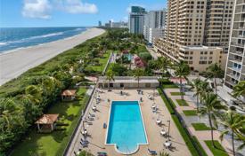Eigentumswohnung – Collins Avenue, Miami, Florida,  Vereinigte Staaten. $2 400 000