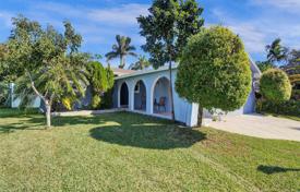 4-zimmer haus in der stadt 210 m² in Florida, Vereinigte Staaten. $724 000
