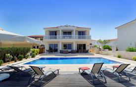 5-zimmer villa in Paralimni, Zypern. 4 800 €  pro Woche