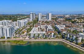 Eigentumswohnung – Doral, Florida, Vereinigte Staaten. $719 000